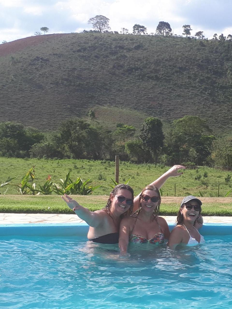 Pousada Chales Dos Montes Santana dos Montes Bagian luar foto